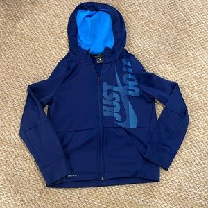 Boys’ Nike zip-up hoodie